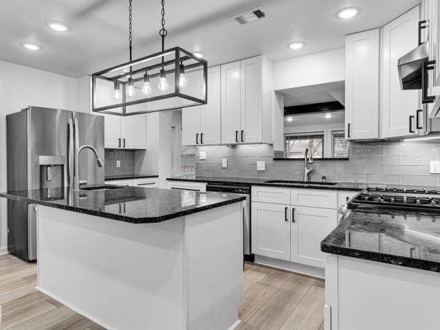 906 NW 6Th Street