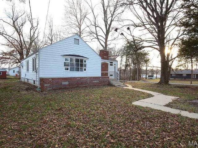 906 W Jackson St, Vandalia, IL 62471 | MLS #26009