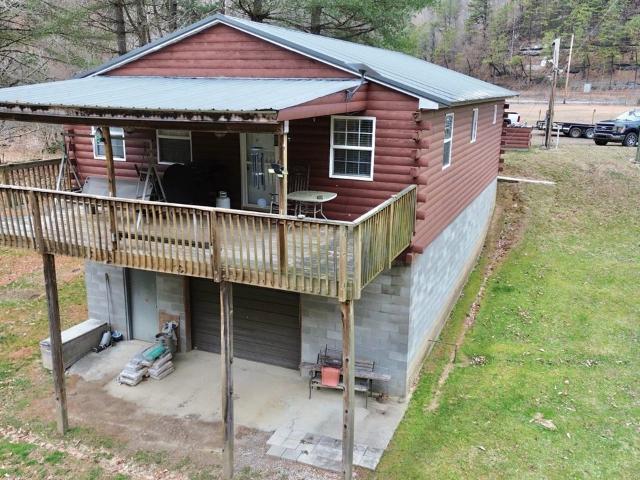 9074 Middle Fork Wolf Creek Road