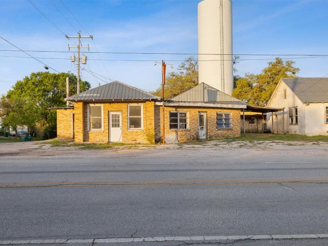 907/915 N Jefferson Street