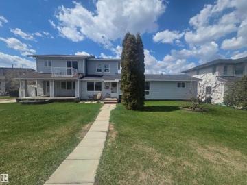 907/9 Street, Cold Lake, AB, T9M 1H7 house for sale | Listing ID E4468 | Royal LePage