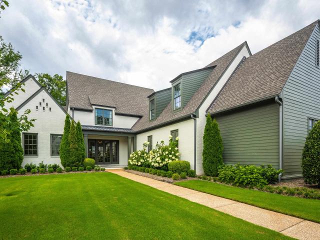 9071 n winston woods cir
