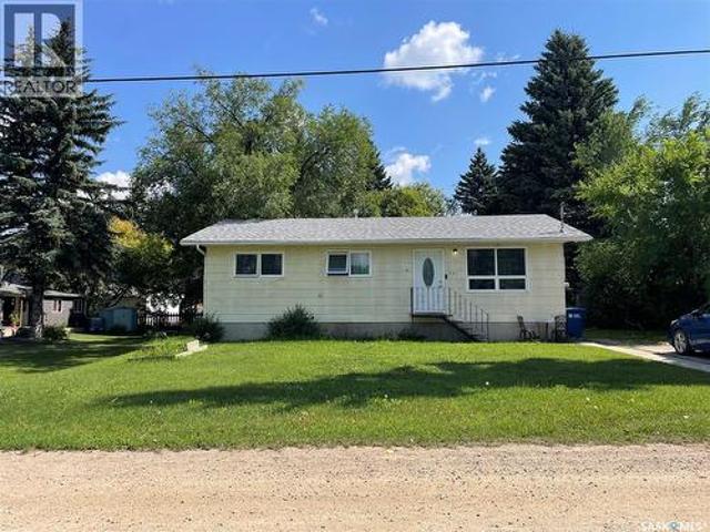 907 Grove Street, Whitewood, SK, S0G 5C0 house for sale | Listing ID SK046346 | Royal LePage