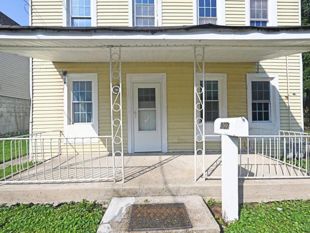 907 Front Street