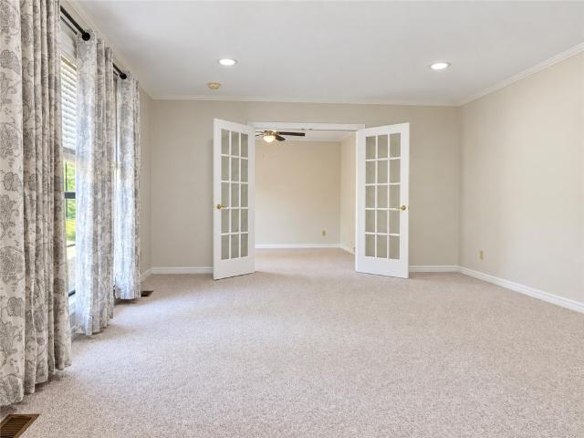907 Kings Court