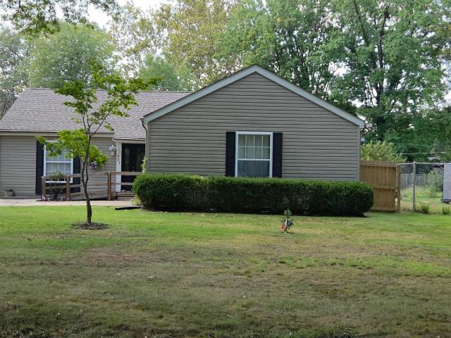 907 Lickliter Street