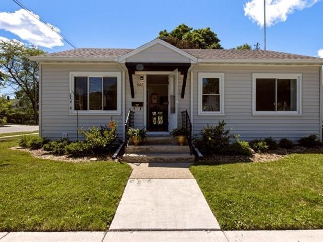 907 N 7TH Avenue
