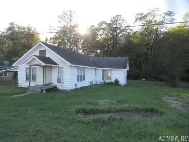 907 N MARTIN ST, WARREN, AR 71671