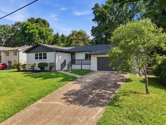 907 Wesley Drive
