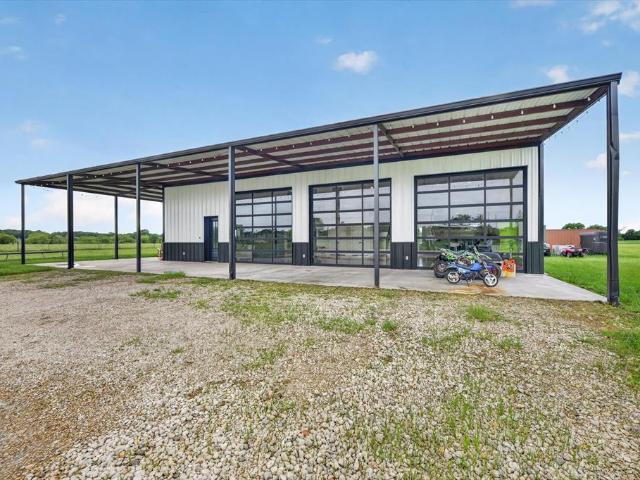 9082 Wolf Run, Krum, TX 76249 | MLS #21311