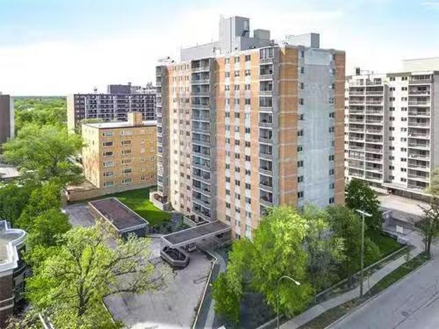 908 230 Roslyn Rd, Winnipeg, MB, R3L 0H1 condo for sale Lis.