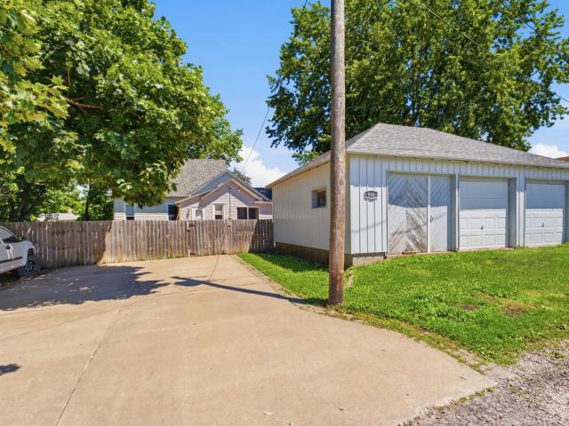 908 4th Street