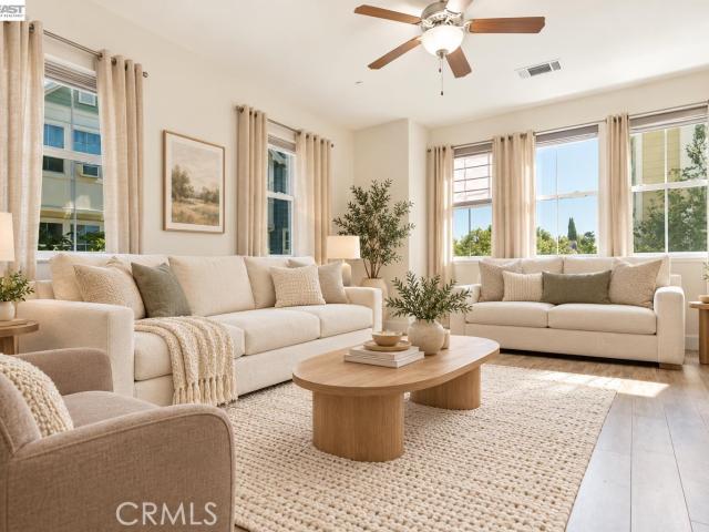 908 Arietta Dr