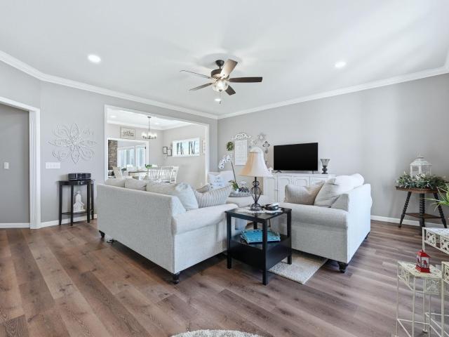 908 Midnight Chase Grove