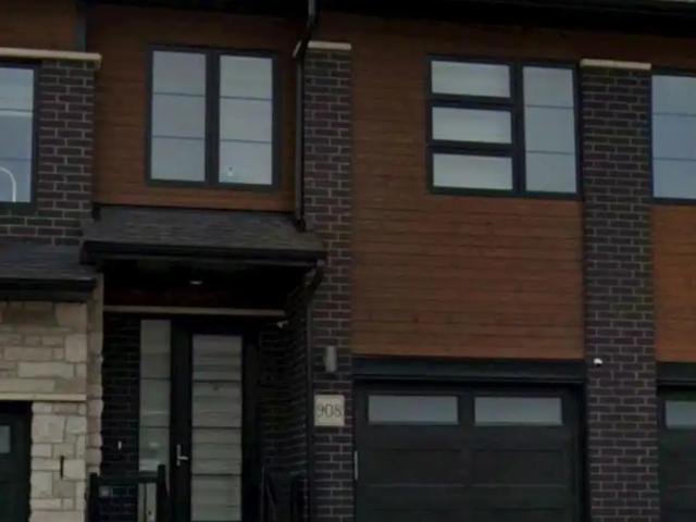 908 ROBERT FERRIE DRIVE
