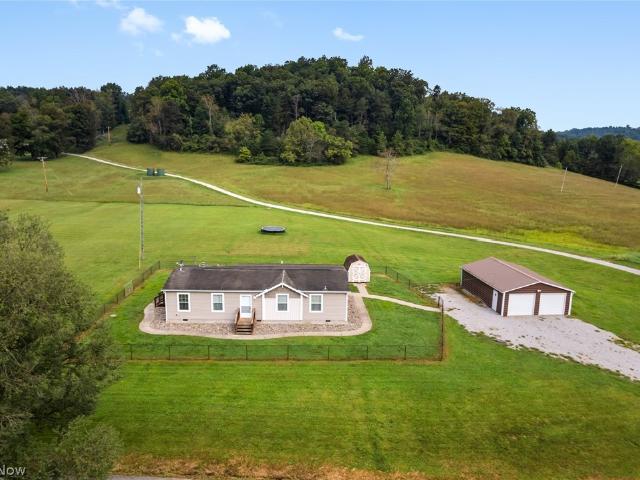 9098 Bonds Creek Road