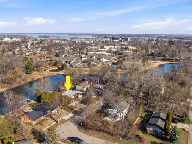 909 brookwood court