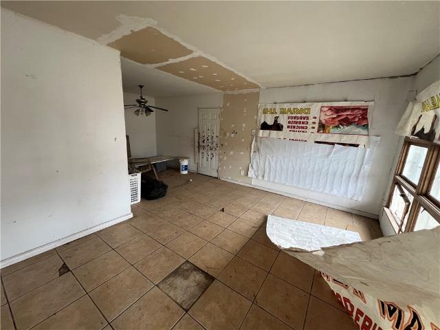909 Highland Avenue