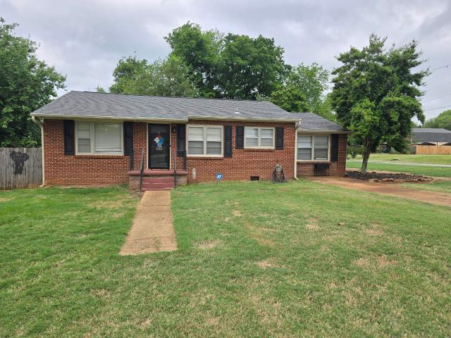 909 Irene Ave