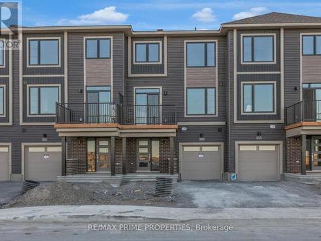 909 Jack Dalgity Street, Mississippi Mills, ON, K0A 1A0 house for lease | Listing ID X13834 | Royal LePage