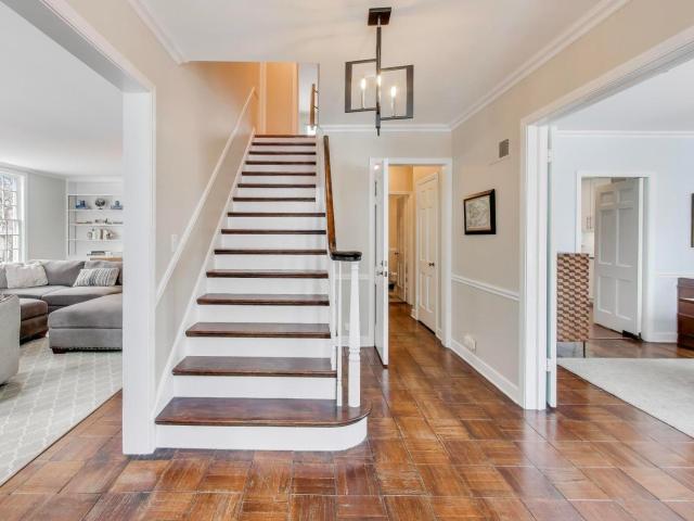 909 Locust Road