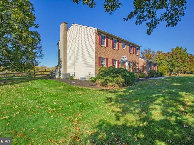 909 Lederach Cross Road #