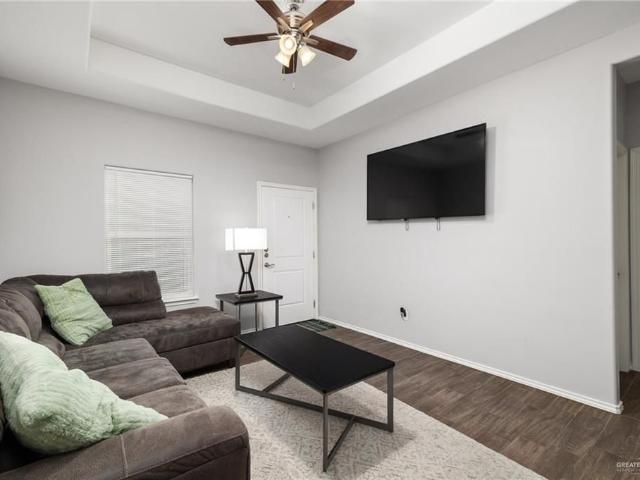 909 N Maryland Street #A, Alton, US, TX