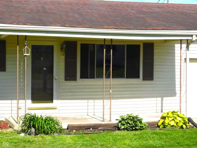 909 S Parkside Drive