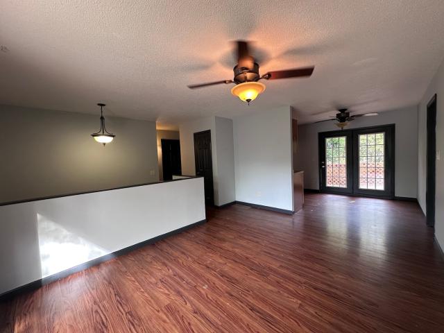 909 Sunset Ridge