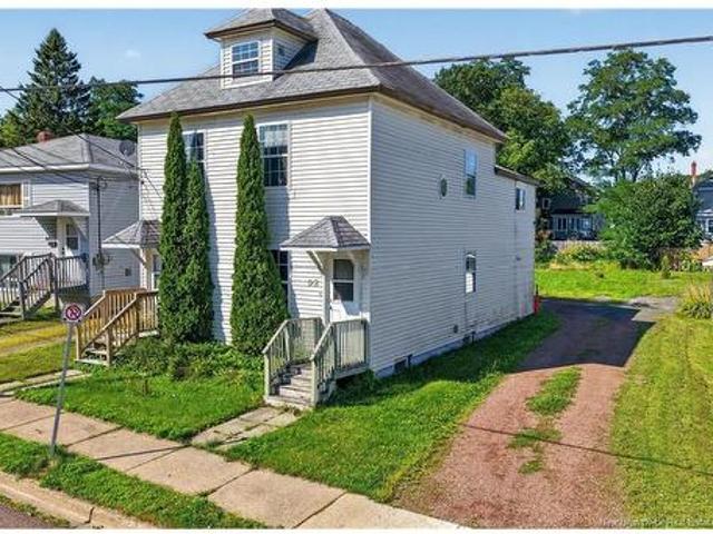 90 92 Edward St, Moncton, NB, E1A 3Y9 house for sale | Listing ID NB148673 | Royal LePage