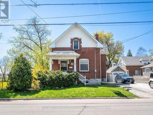90 Thomas Street, Milton, ON, L9T 2E2 house for sale | Listing ID W13426 | Royal LePage