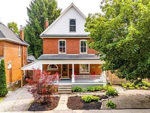 90 Victoria Street, Dundas, ON, L9H 2C2 house for sale | Listing ID 40849 | Royal LePage