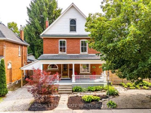 90 Victoria Street, Hamilton, ON, L9H 2C2 house for sale | Listing ID X14103 | Royal LePage