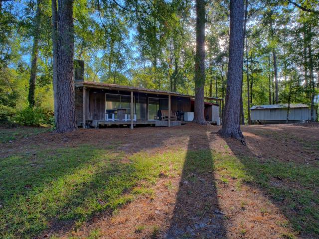 90 W Easy St, Burkeville, TX 75932 | MLS #25174