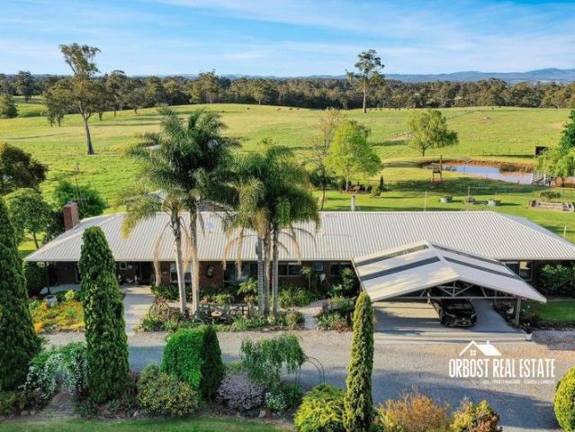 Exclusive 90 Acre Retreat with Space to Dream