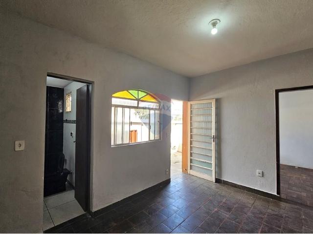 90 Área Útil Casa Alugar, 3 Dormitórios localizado em Serrano, Belo Horizonte, Minas Gerais, 30882610 | Brasil