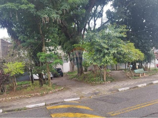 90 Área Útil Sobrado Alugar, 2 Dormitórios localizado em Jaguaribe, Osasco, São Paulo, 06050200 | Brasil