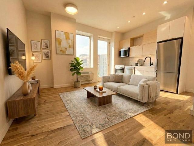 90 Avenue C, Unit 301