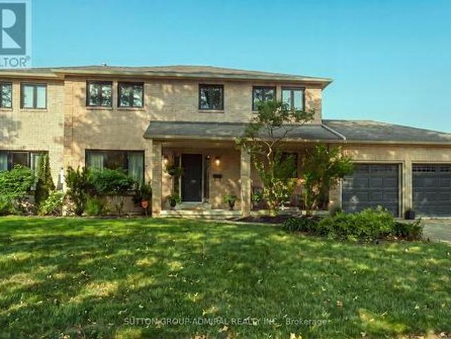 90 Brillinger Street, Richmond Hill, ON, L4C 8Y3 house for sale | Listing ID N13695 | Royal LePage