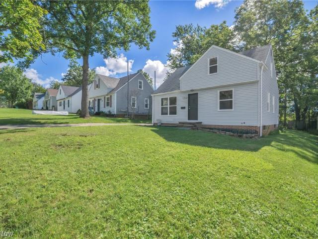 90 Cowles Avenue