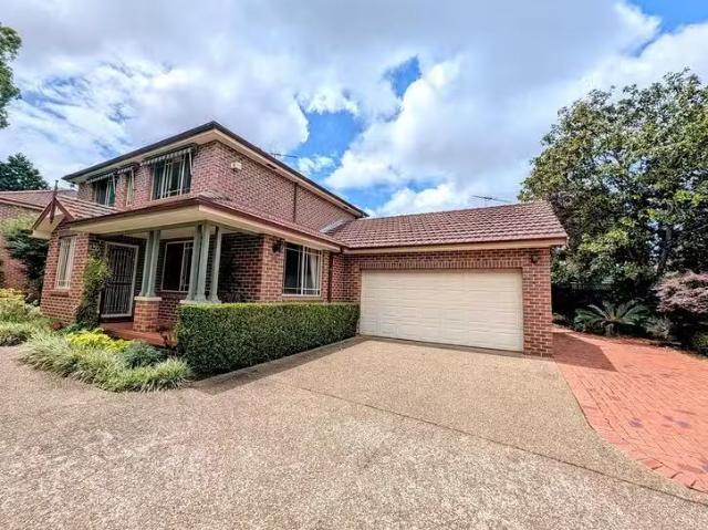90 Duffy Avenue, Westleigh, NSW 2120