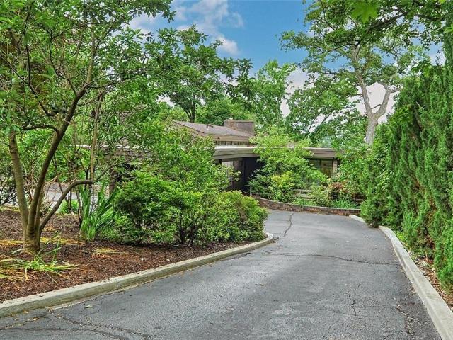 90 E Woodland Rd, Pittsburgh, PA 15232 | MLS #1715