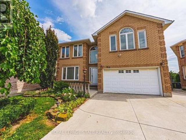 90 Fairington Crescent, Hamilton, ON, L8E 3N4 house for sale | Listing ID X13861 | Royal LePage