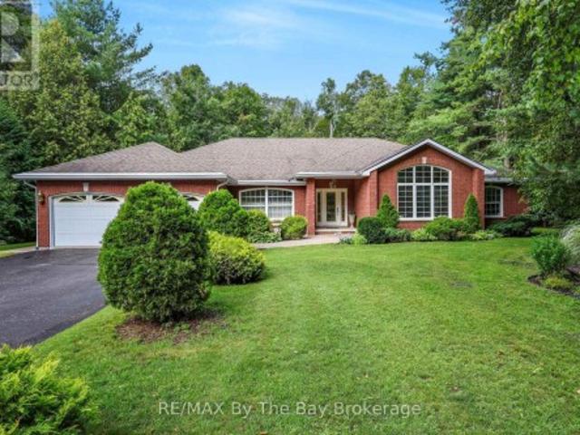 90 Goldfinch Crescent, Tiny, ON, L0L 2J0 house for sale | Listing ID S13728 | Royal LePage
