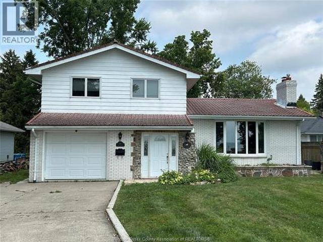 90 Harbourview, Kingsville, ON, N9Y 2J2 house for lease | Listing ID 26019 | Royal LePage