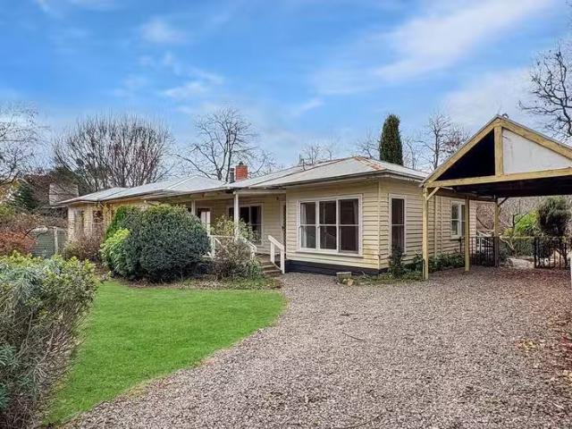 90 Howes Creek Road, Mansfield, VIC 3722