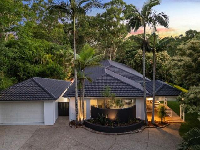 90 Huntingdale Street, PULLENVALE, QLD 4069