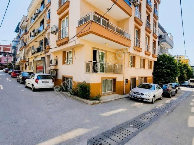 90 İzmır Buca'da Satılık 3+1 Daıre