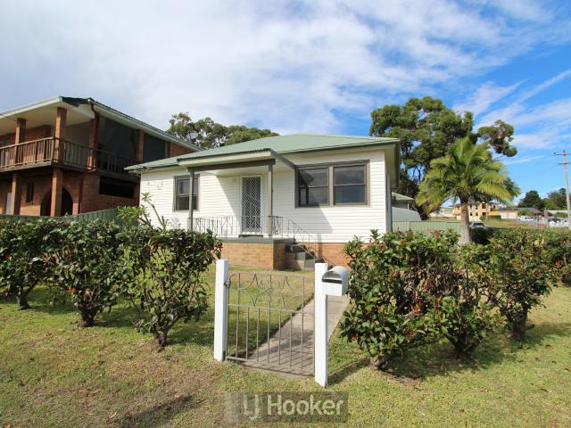 90 Ilford Avenue, Arcadia Vale NSW