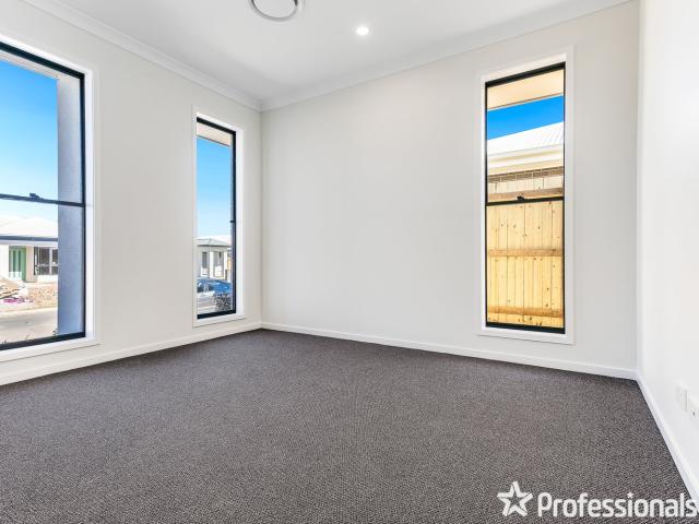 90 Ironbark WayNarangba QLD 4504, Australia